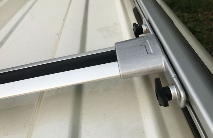 Багажник на крышу Toyota Land Cruiser 200 2007-2021 серый YH-B-007 фото